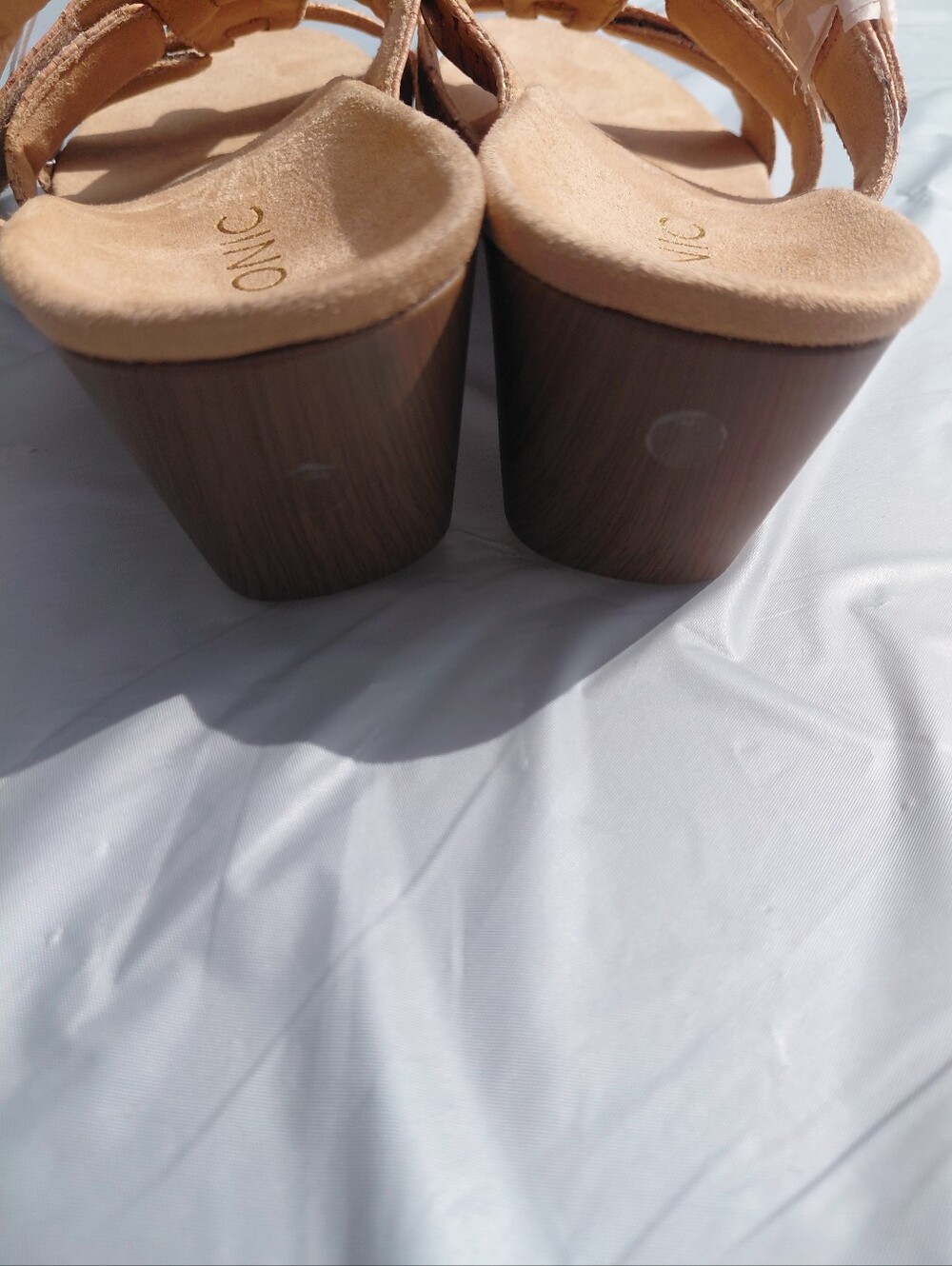 NWT Sz 9 Vionic Orthaheel Park Radia Adjustable Straps Wedge Slides Gold Cork - Picture 12 of 13